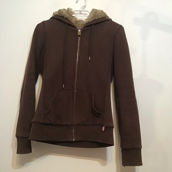 Aritzia TNA Pacific Coast Faux Fur Hoodie Chocolate Brown - Picture 2 of 8